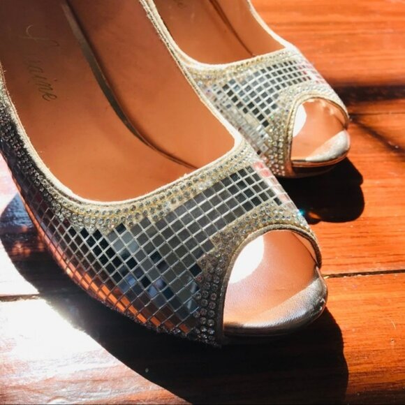 Lauren Lorraine Pauline Peep Toe Mirror Rinestone - Picture 7 of 7